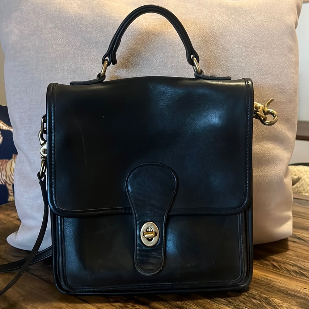AUTHENTIC VINTAGE COACH CROSSBODY BAG